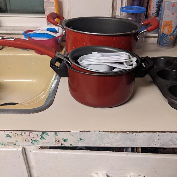 Pots and pans - Picture 3 of 5